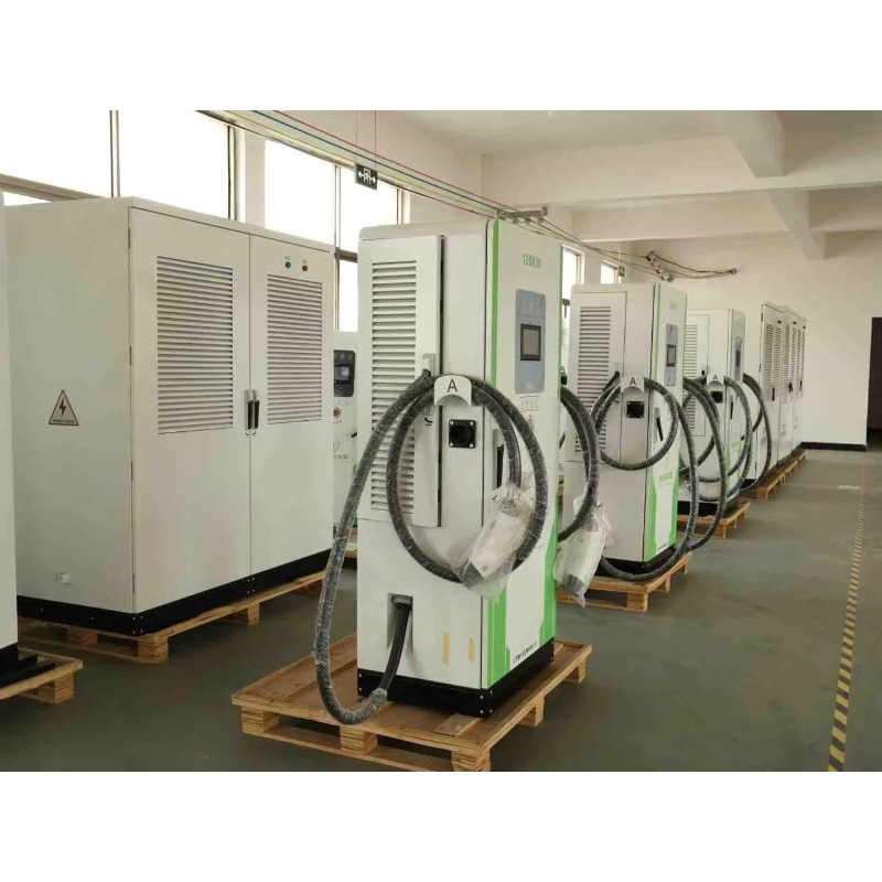 EV Charging Station 7kW/22kW/1 - đánh giá và giá Outdoor Power Station